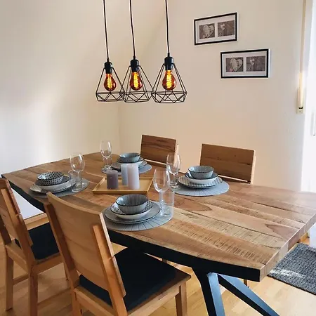 Schöne Ferienwohnung mit viel Platz und Parkplatz Mullheim  Exterior foto